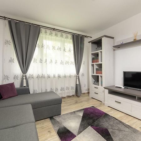 شقة سيبيو  في Apartament Ada المظهر الخارجي الصورة