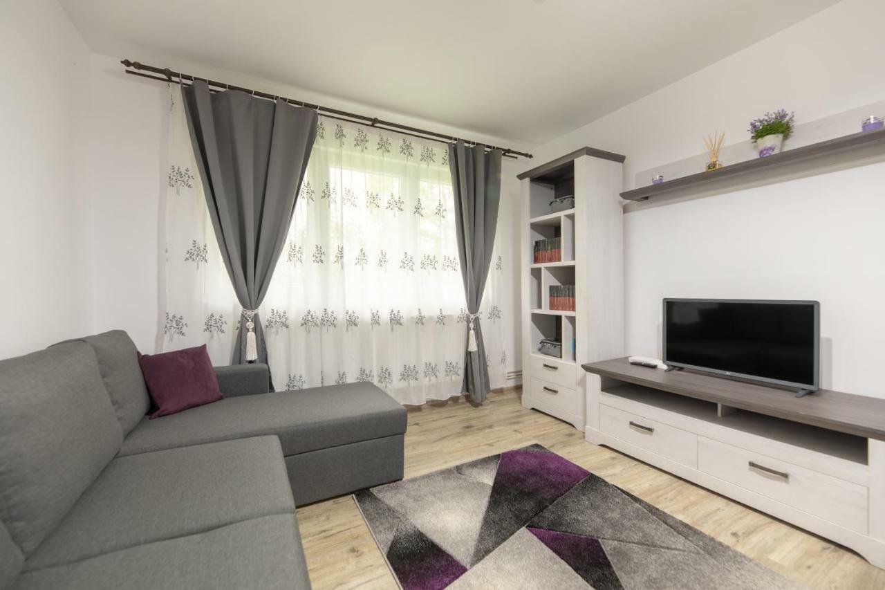 شقة سيبيو  في Apartament Ada المظهر الخارجي الصورة